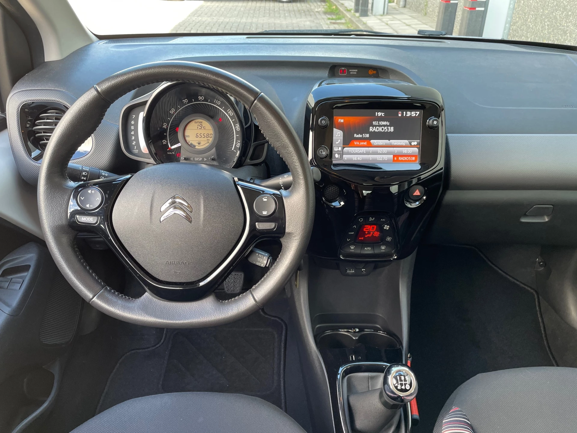 Hoofdafbeelding Citroën C1
