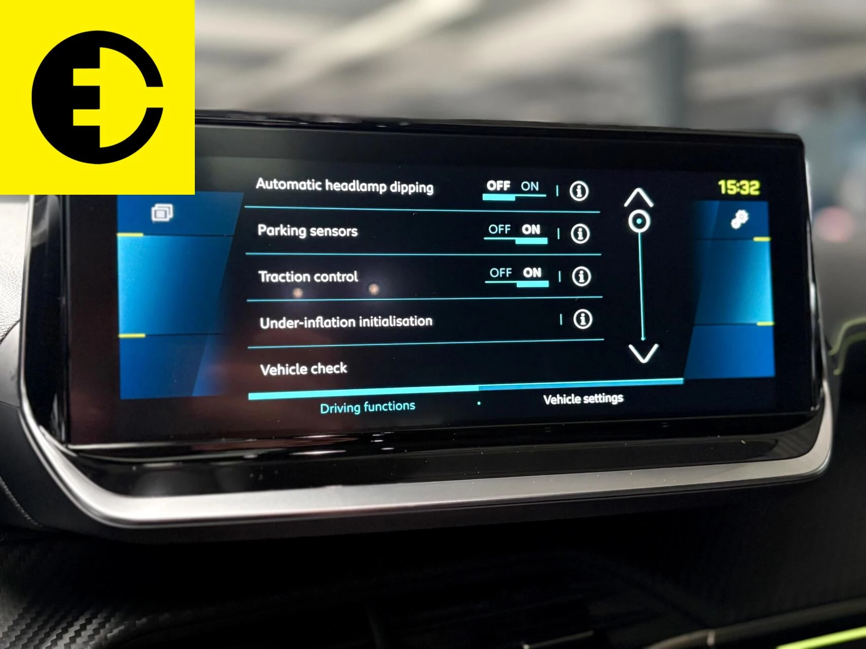 Hoofdafbeelding Peugeot e-208