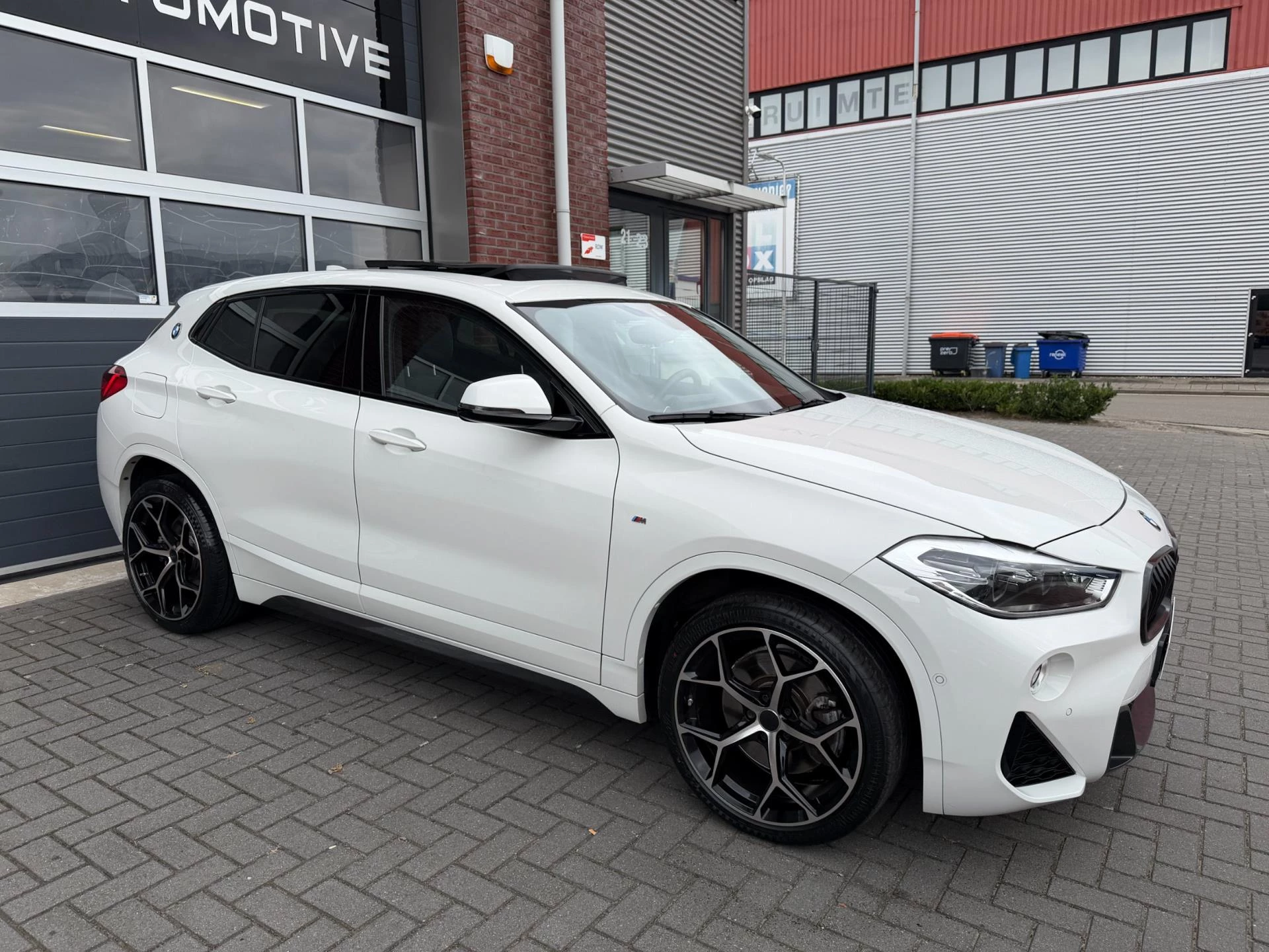 Hoofdafbeelding BMW X2