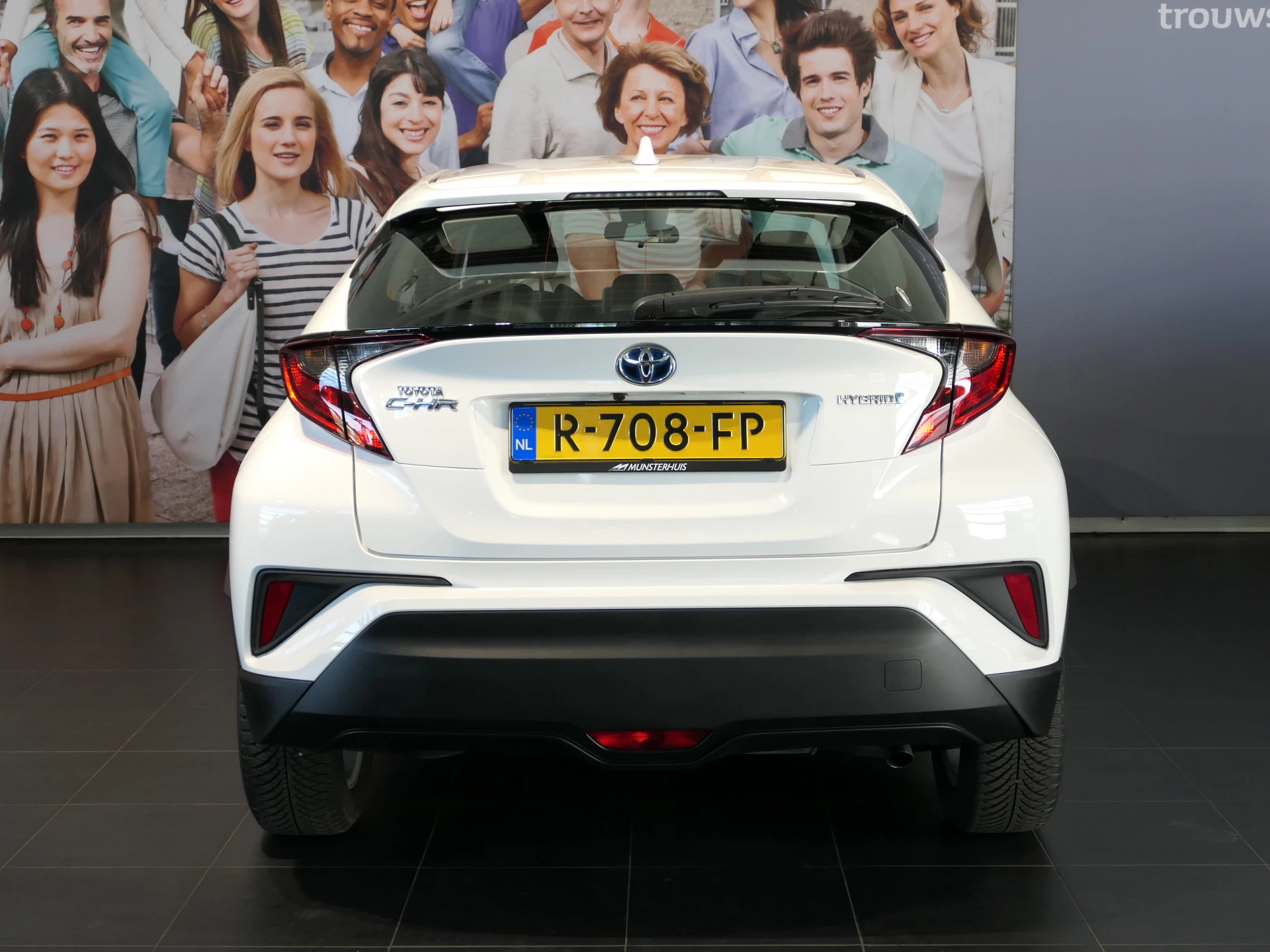 Hoofdafbeelding Toyota C-HR