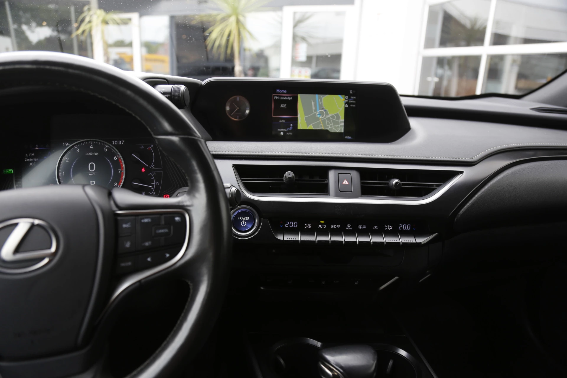 Hoofdafbeelding Lexus UX
