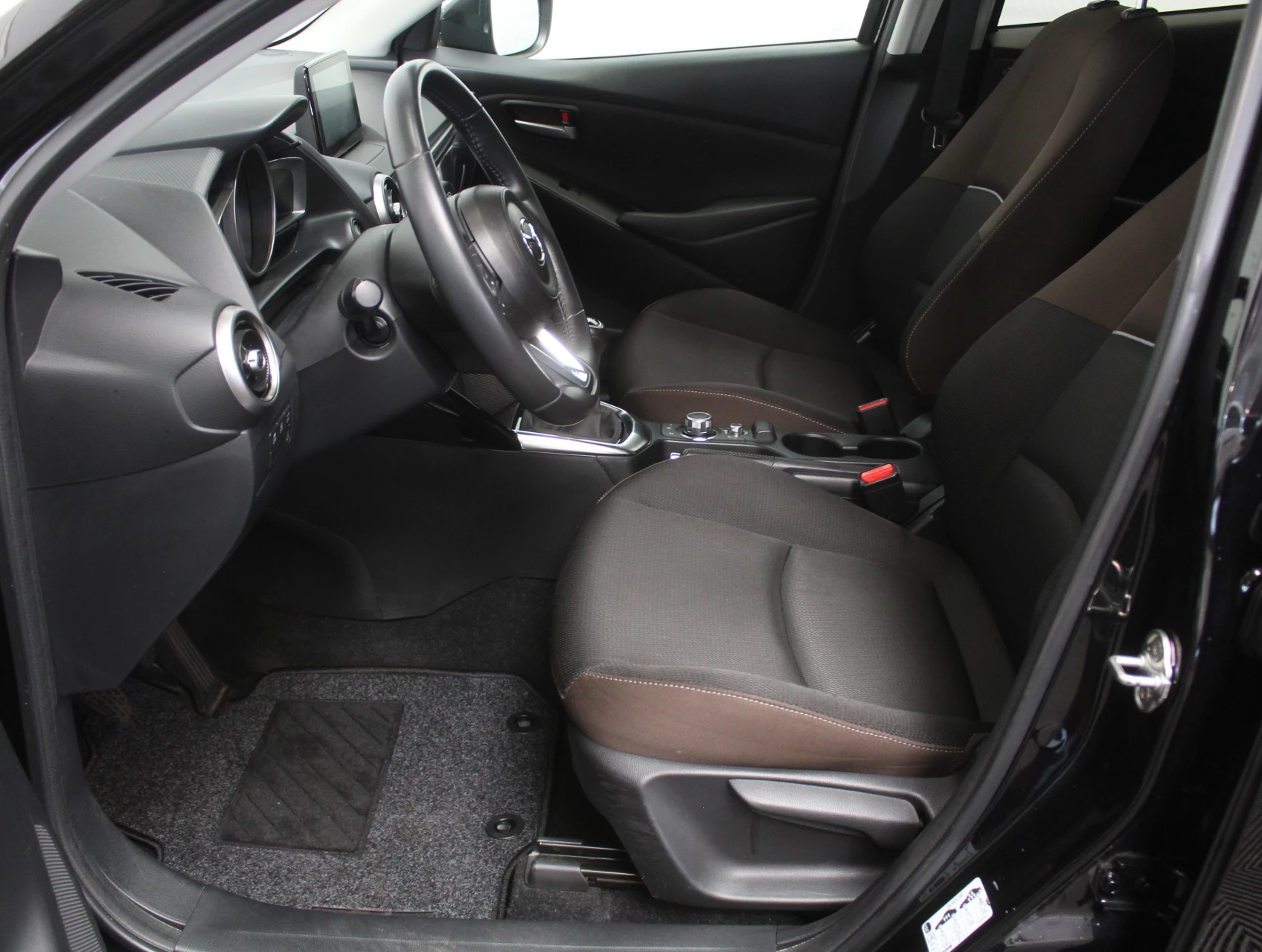 Hoofdafbeelding Mazda 2