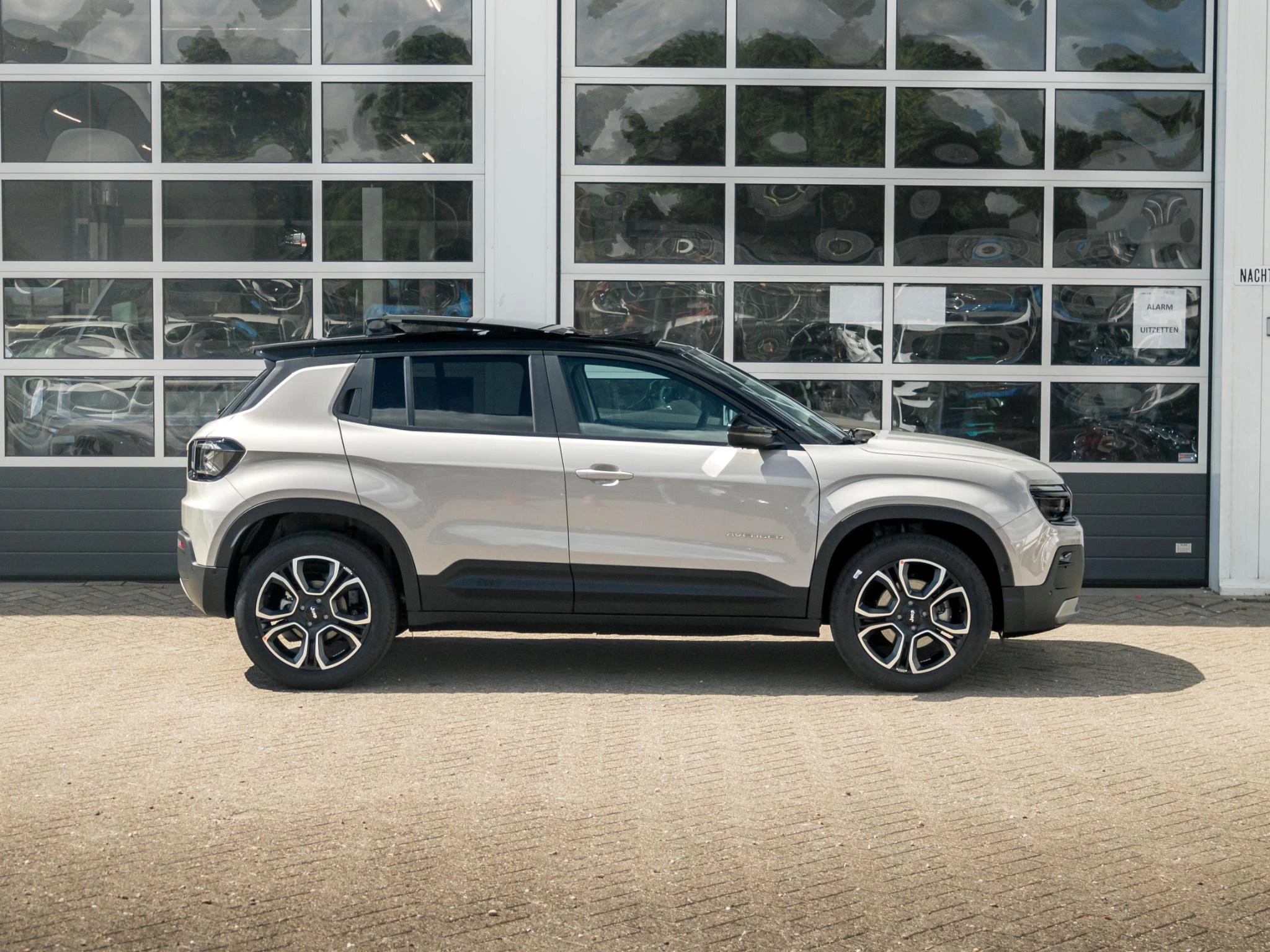 Hoofdafbeelding Jeep Avenger