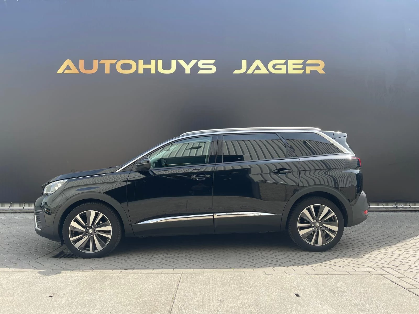 Hoofdafbeelding Peugeot 5008