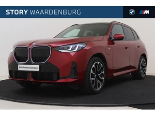 BMW X3 30e xDrive / Panoramadak / Trekhaak / Sportstoelen / Comfort Access / Stoelverwarming / Adaptieve LED / Parking Assistant Plus / Harman Kardon