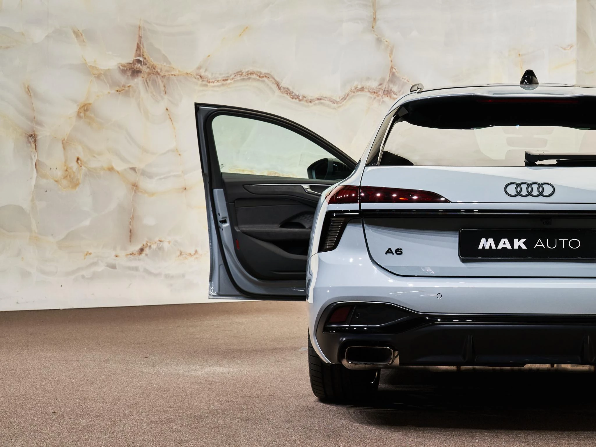 Hoofdafbeelding Audi A6