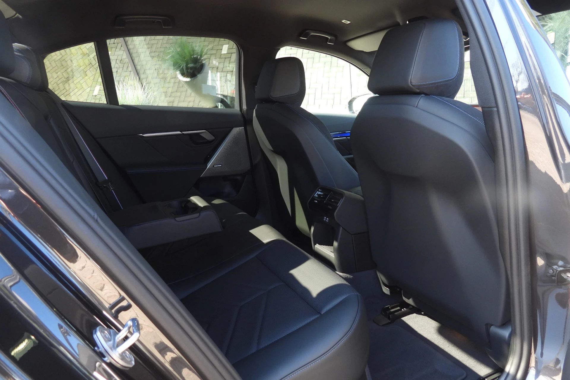 Hoofdafbeelding BMW i5