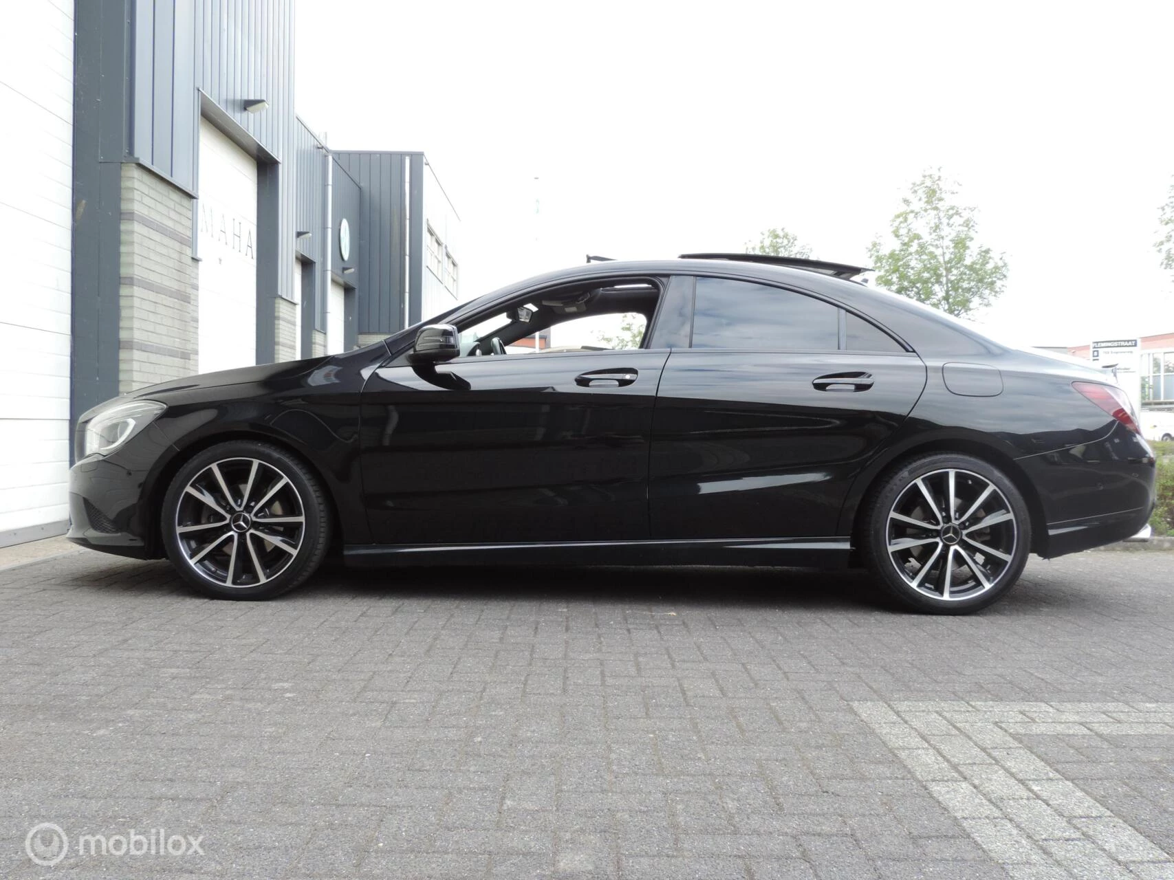 Hoofdafbeelding Mercedes-Benz CLA
