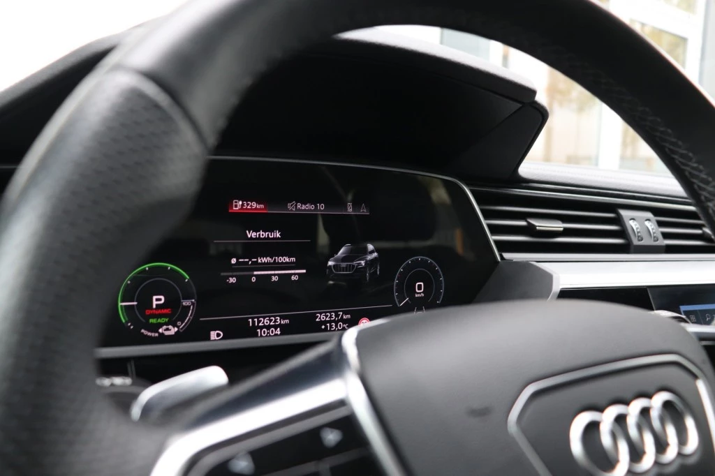 Hoofdafbeelding Audi e-tron