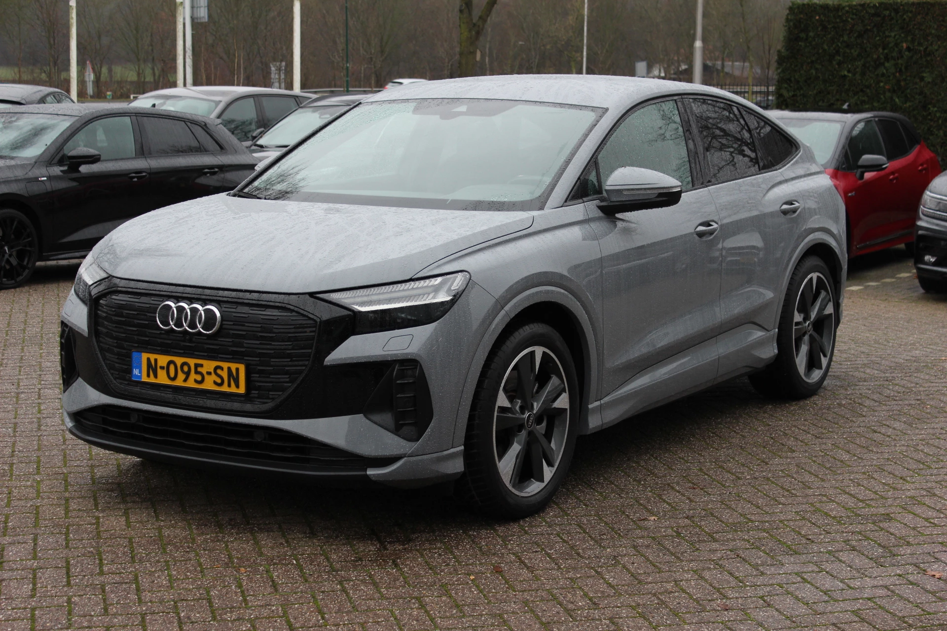 Hoofdafbeelding Audi Q4 Sportback e-tron