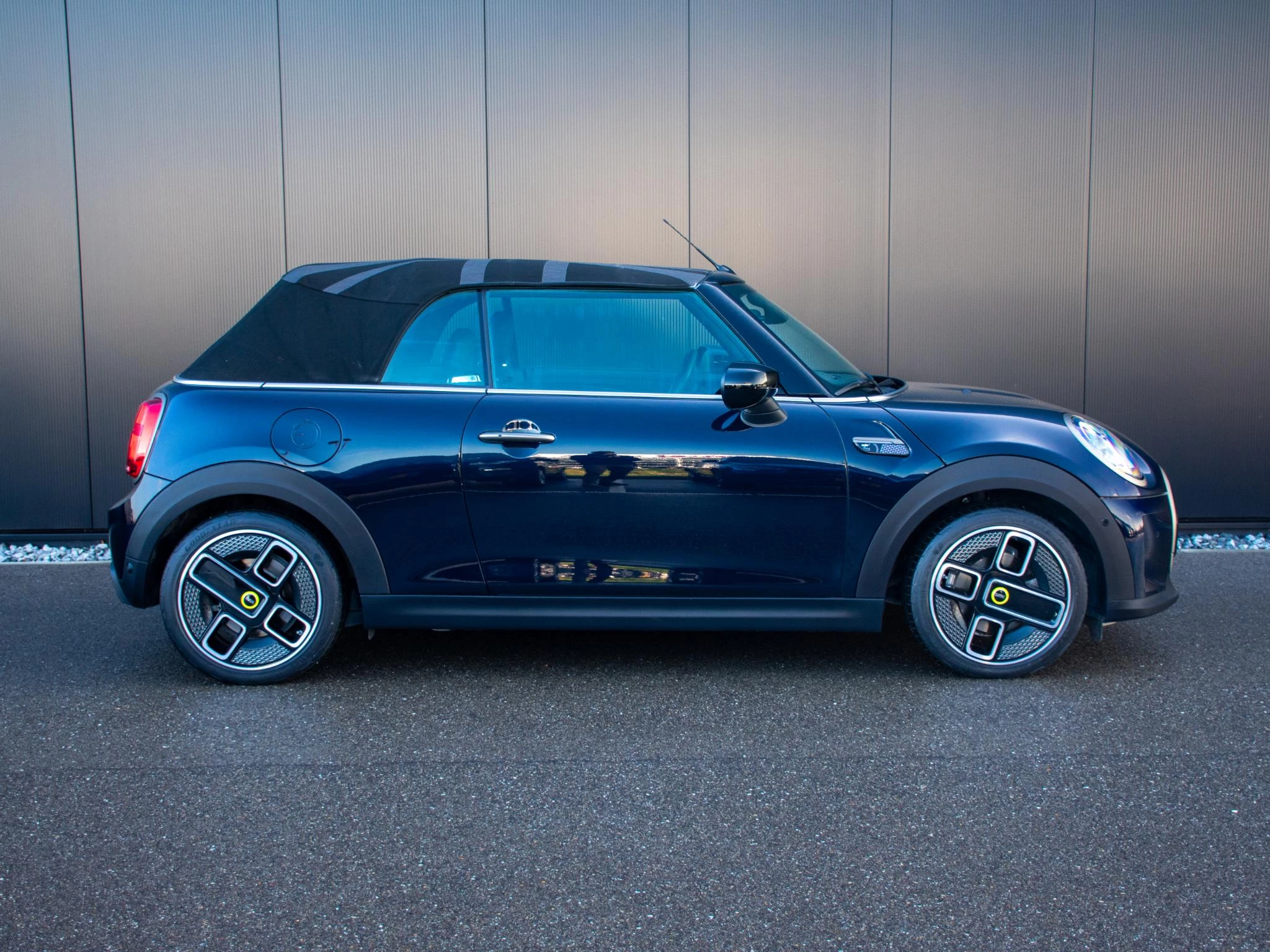 Hoofdafbeelding MINI Cabrio