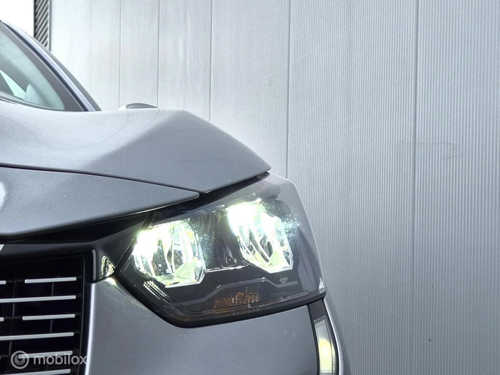 Hoofdafbeelding Peugeot e-208