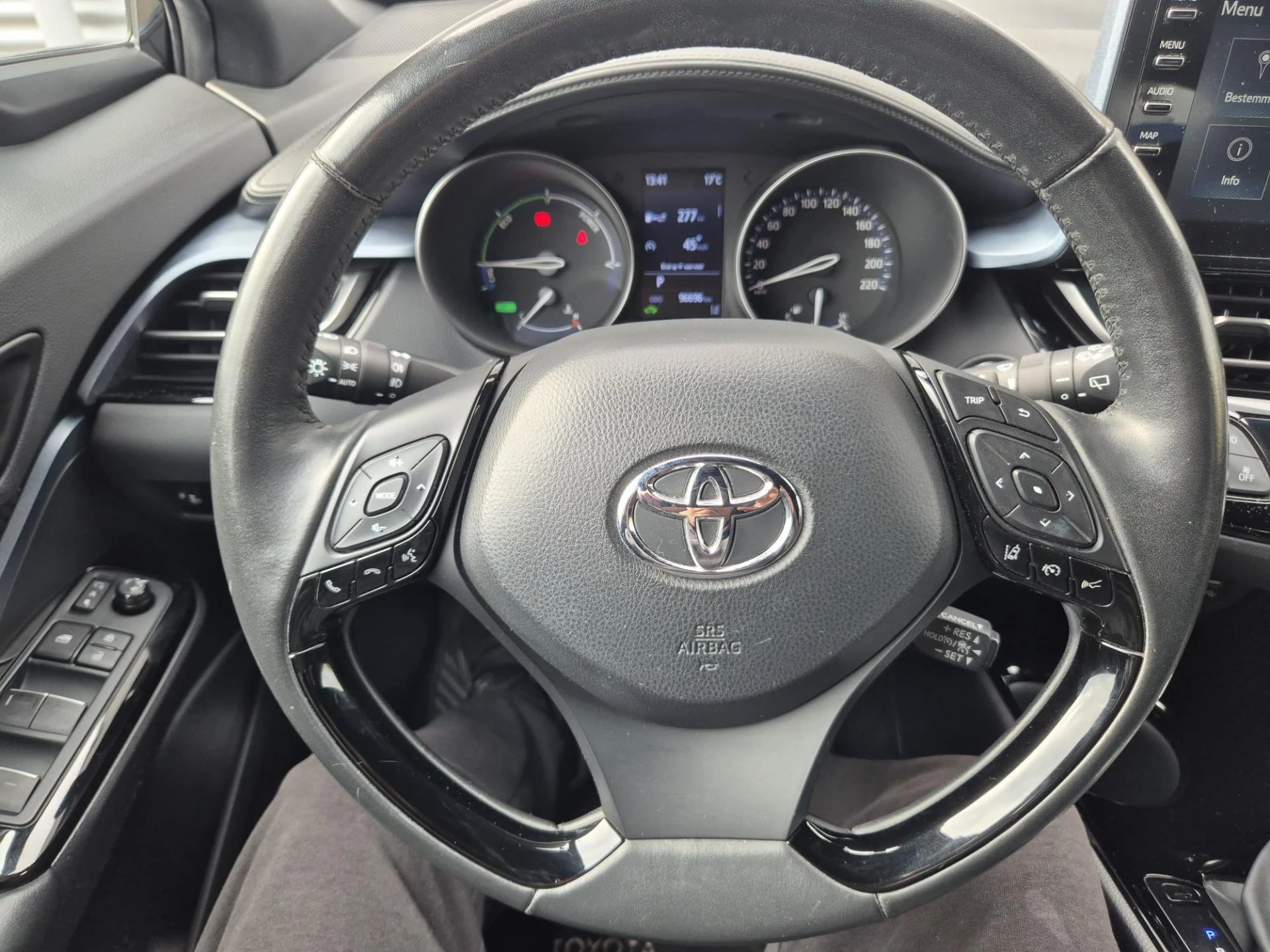 Hoofdafbeelding Toyota C-HR