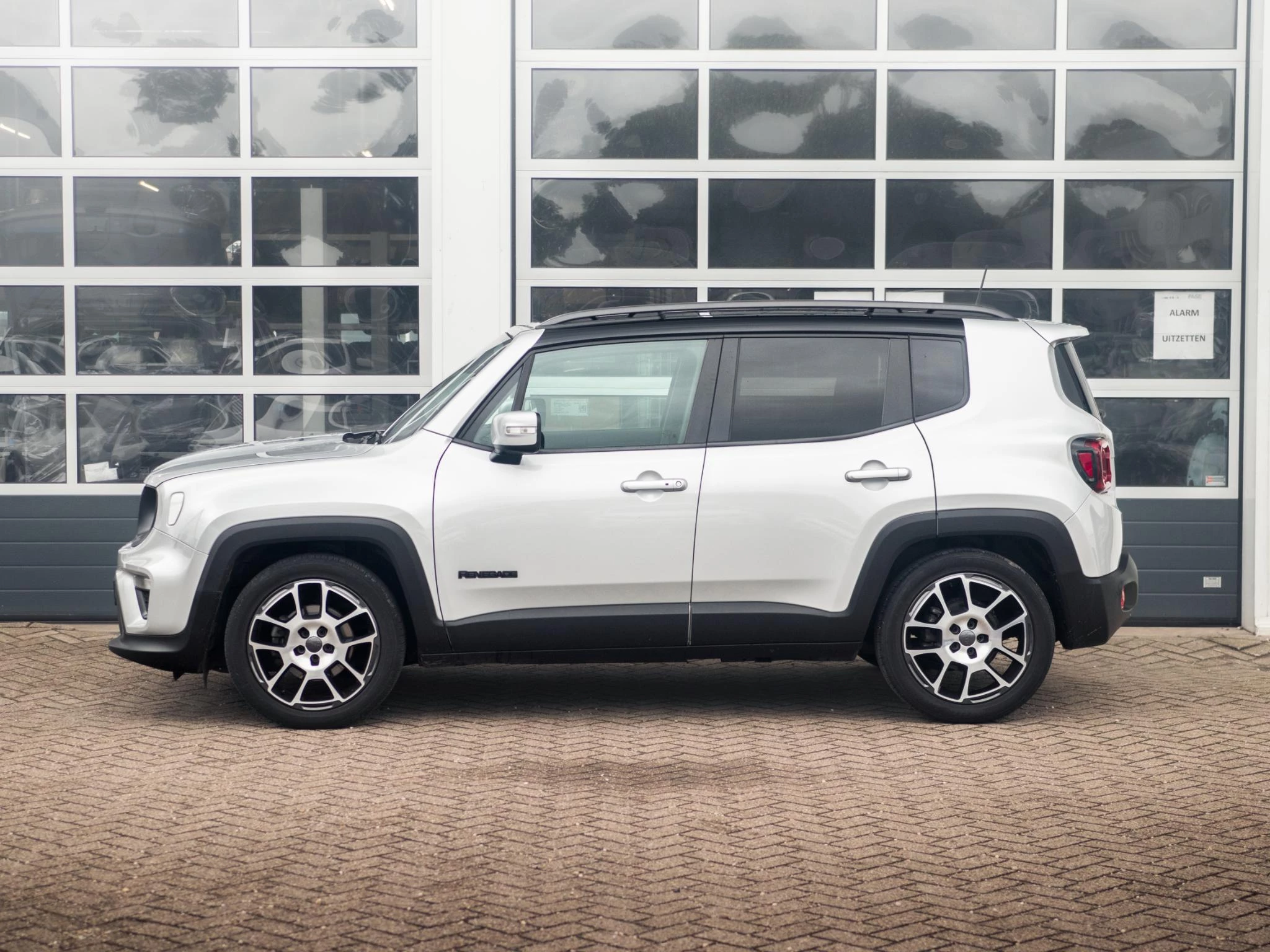 Hoofdafbeelding Jeep Renegade