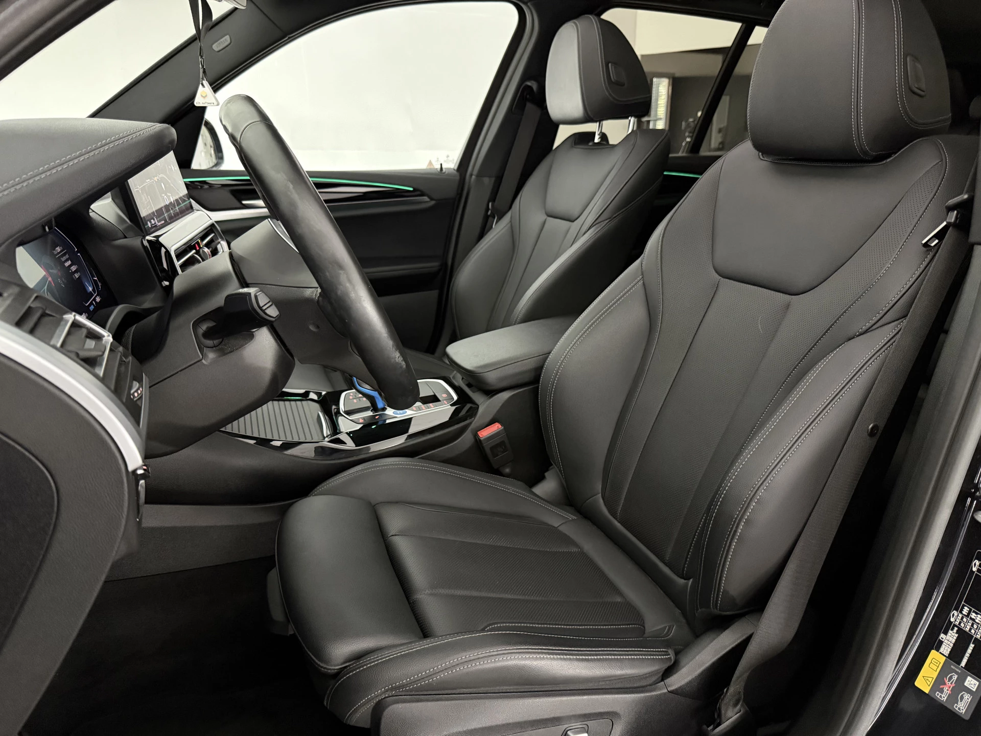 Hoofdafbeelding BMW iX3
