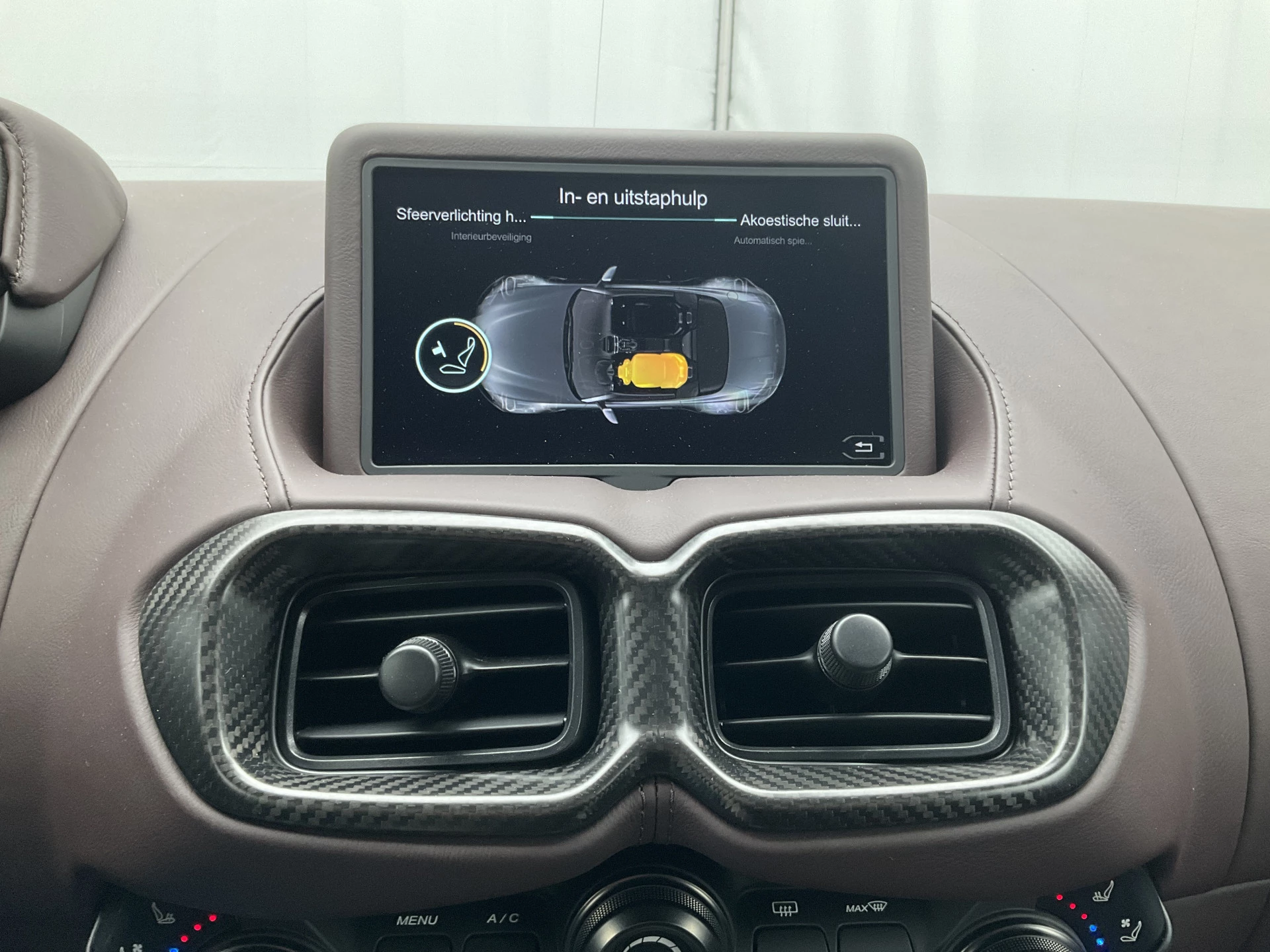 Hoofdafbeelding Aston Martin V8 Vantage