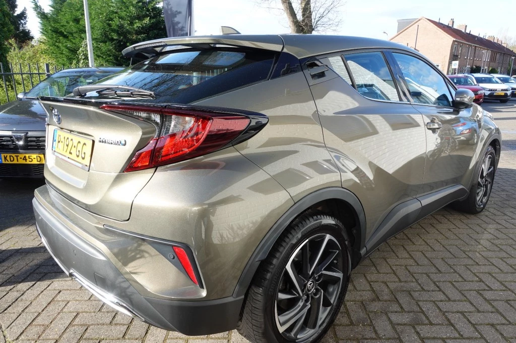 Hoofdafbeelding Toyota C-HR