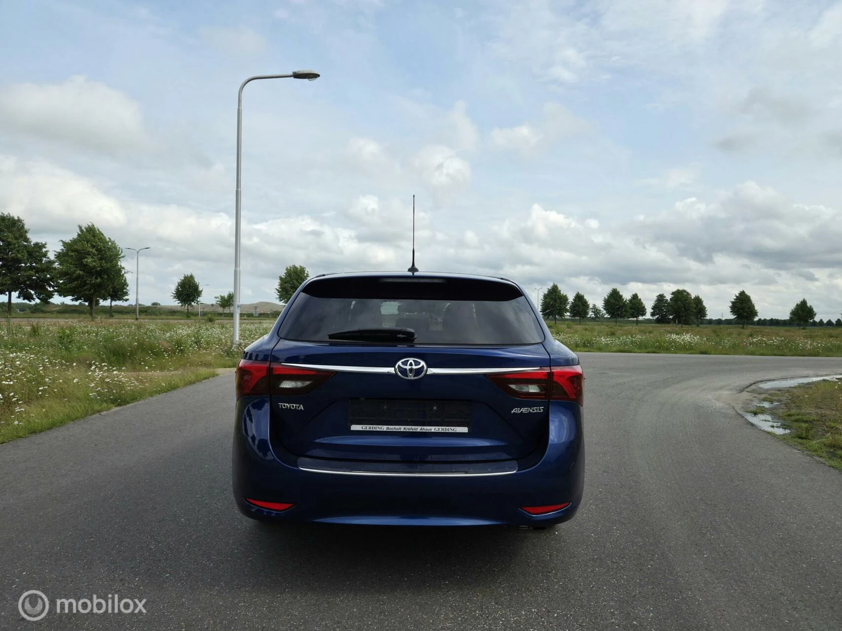 Hoofdafbeelding Toyota Avensis