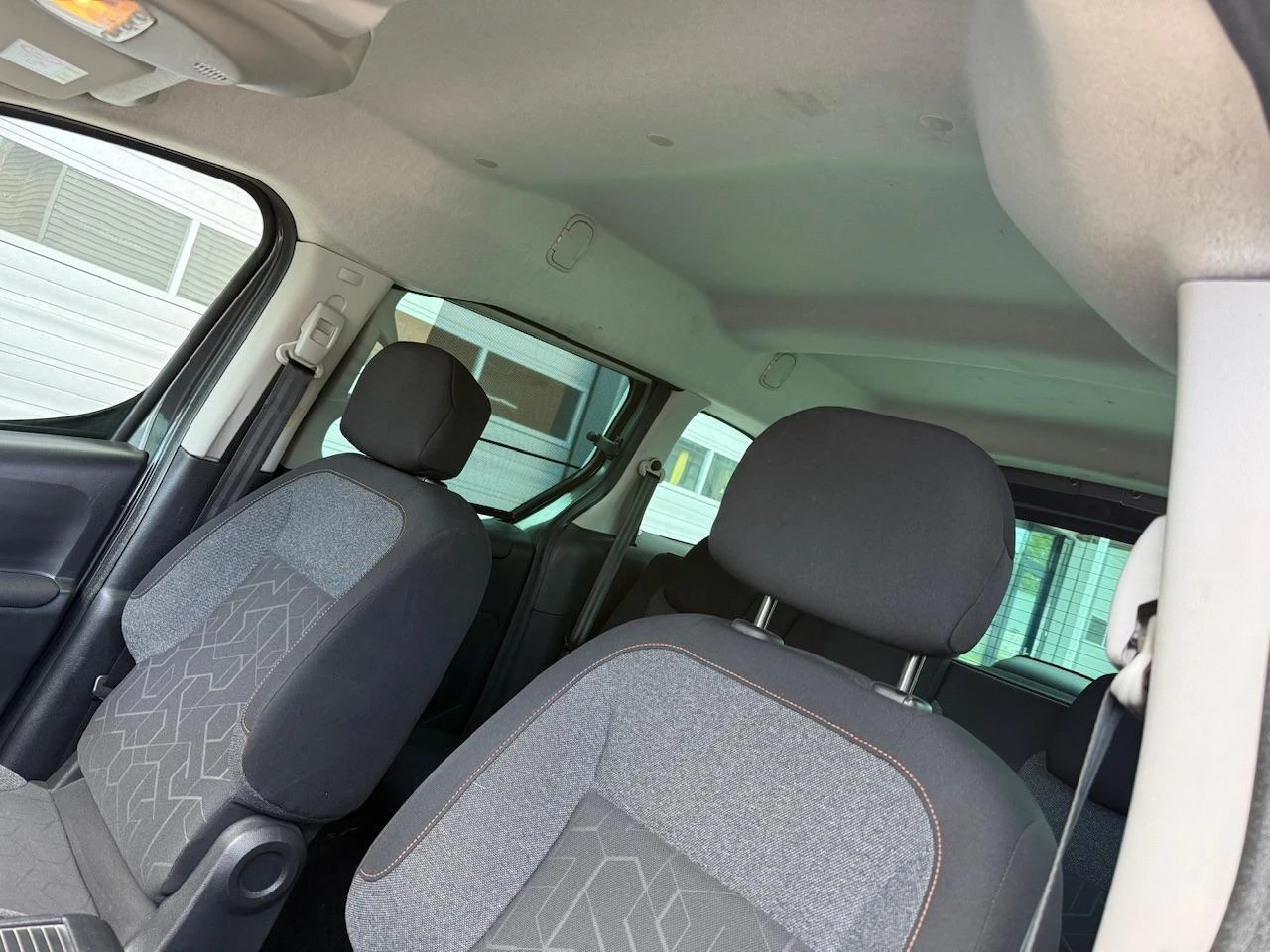 Hoofdafbeelding Peugeot Partner