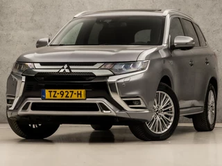 Mitsubishi Outlander 2.4 PHEV Deluxe 240Pk Automaat (SCHUIFDAK, APPLE CARPLAY, NAVIGATIE, LEDER, STUUR/STOELVERWARMING, ELEK SPORTSTOELEN, 360 CAMERA, ADAPTIVE CRUISE, TREKHAAK, ZWART HEMEL, NIEUWSTAAT)