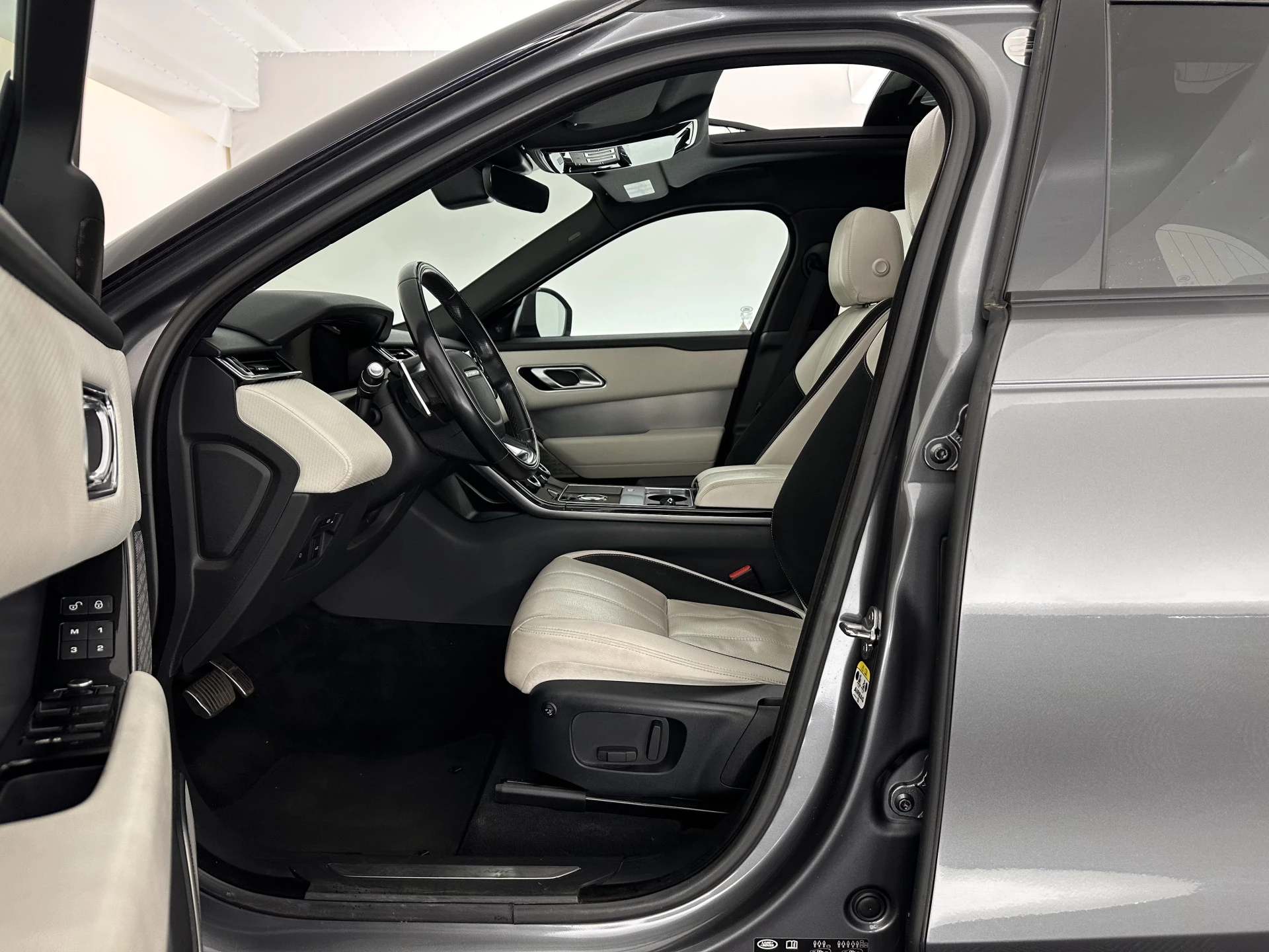 Hoofdafbeelding Land Rover Range Rover Velar