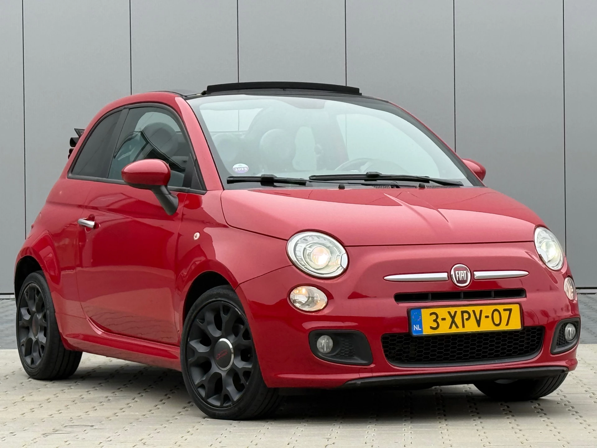 Hoofdafbeelding Fiat 500C