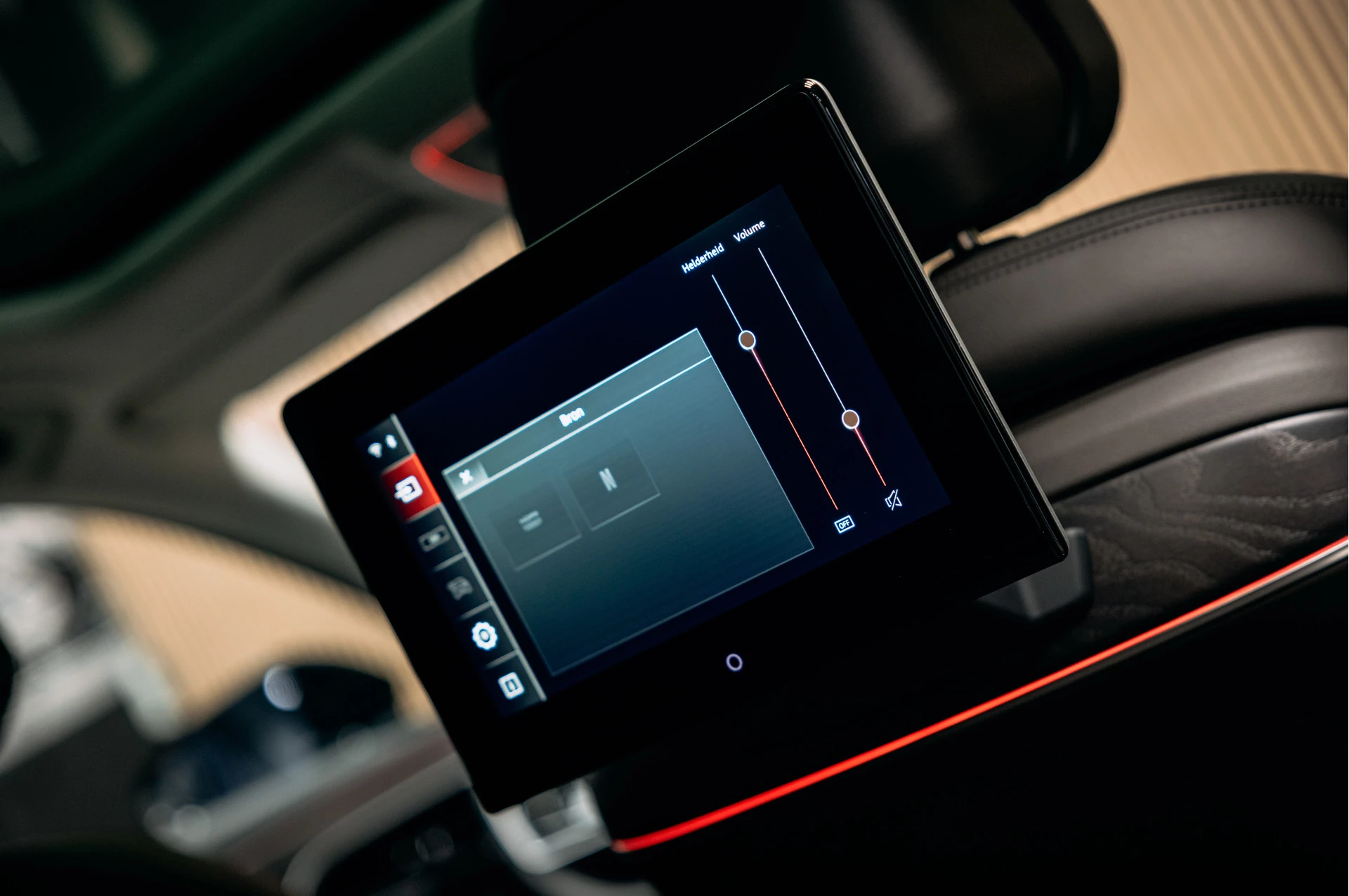 Hoofdafbeelding Audi A8