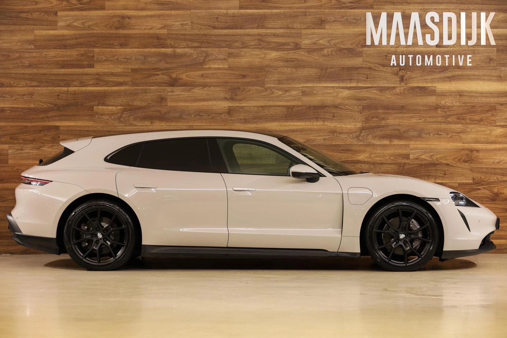 Hoofdafbeelding Porsche Taycan