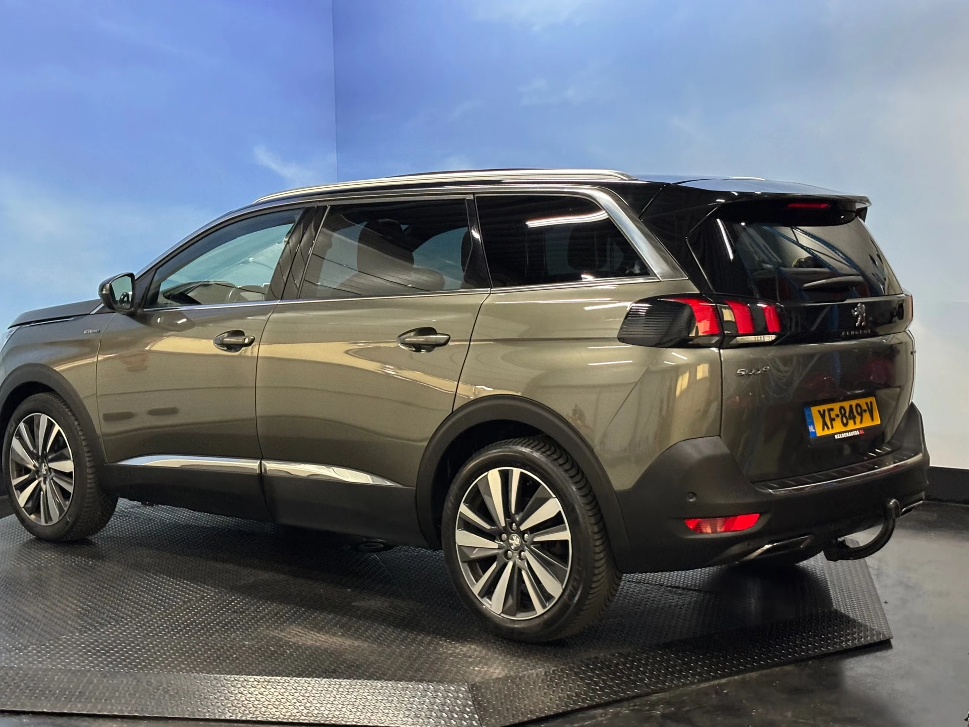 Hoofdafbeelding Peugeot 5008