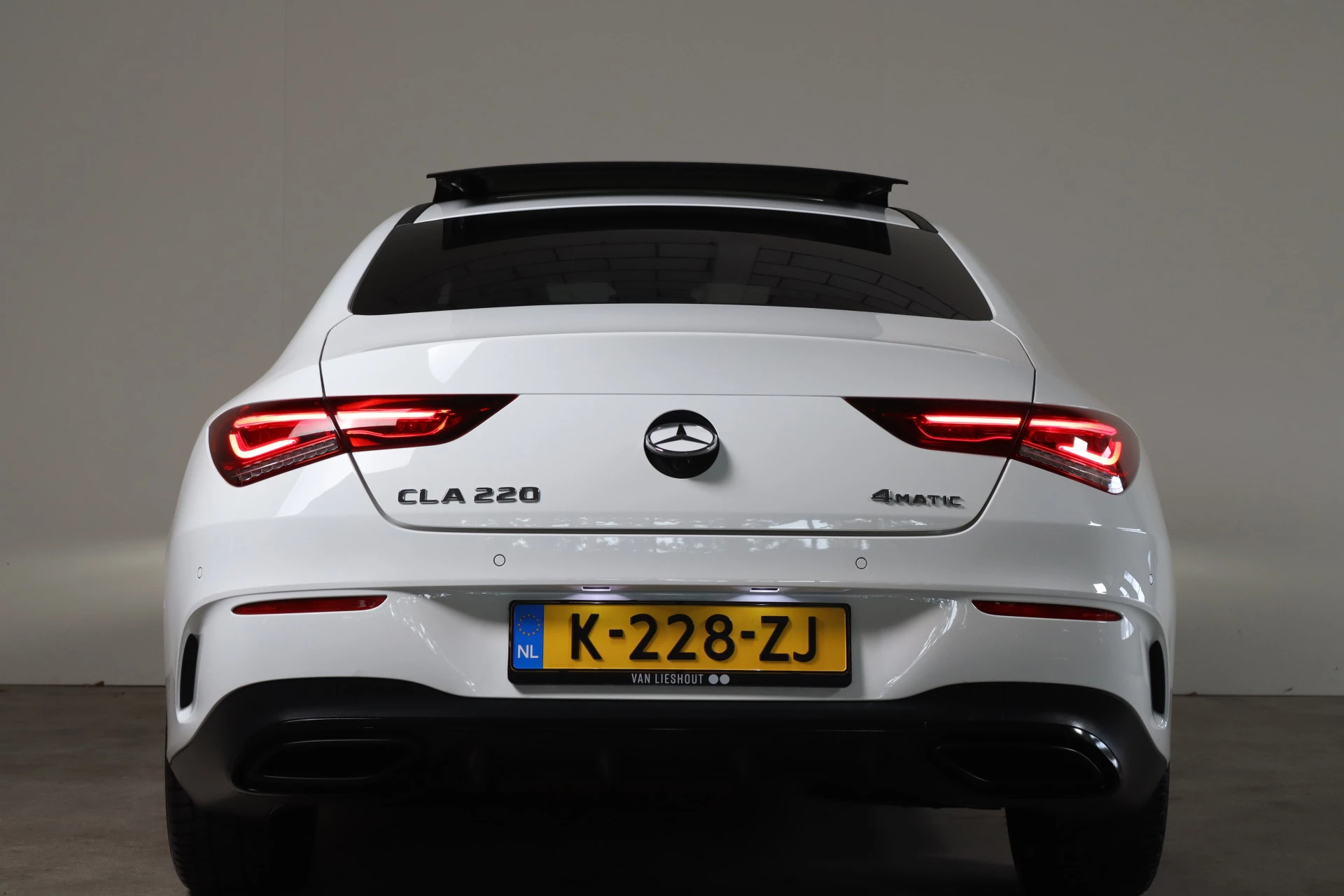 Hoofdafbeelding Mercedes-Benz CLA