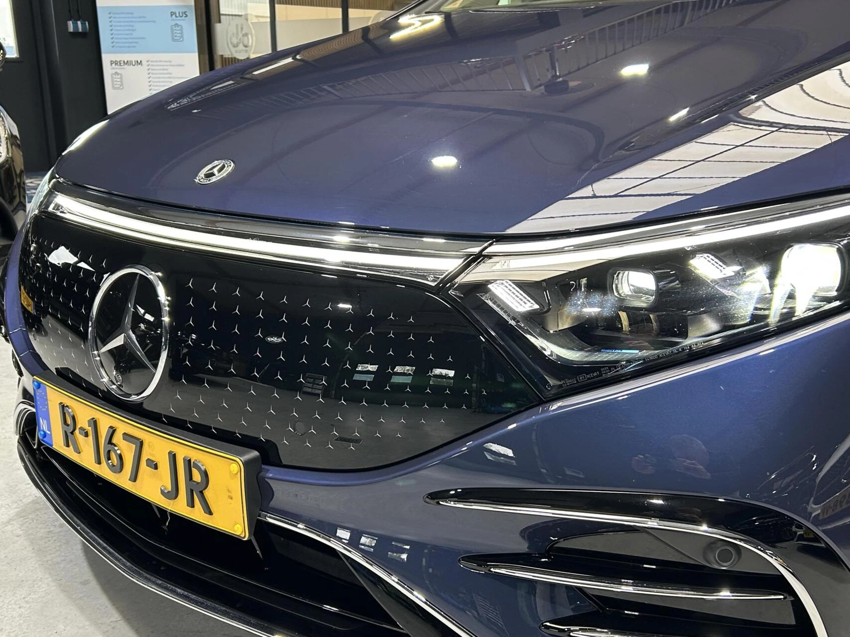Hoofdafbeelding Mercedes-Benz EQS