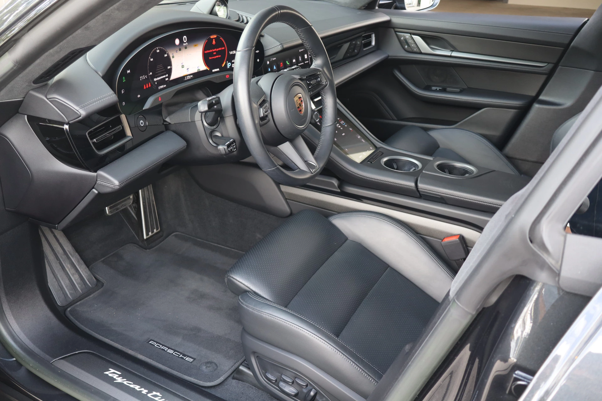 Hoofdafbeelding Porsche Taycan