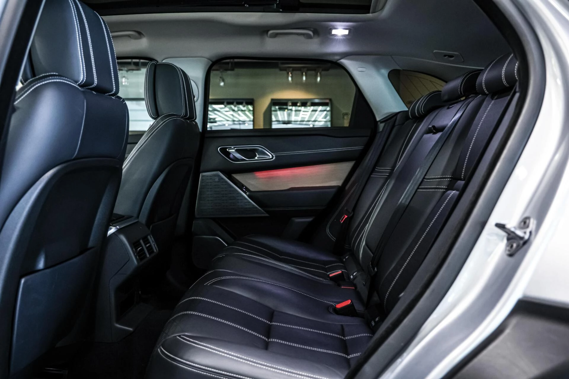 Hoofdafbeelding Land Rover Range Rover Velar