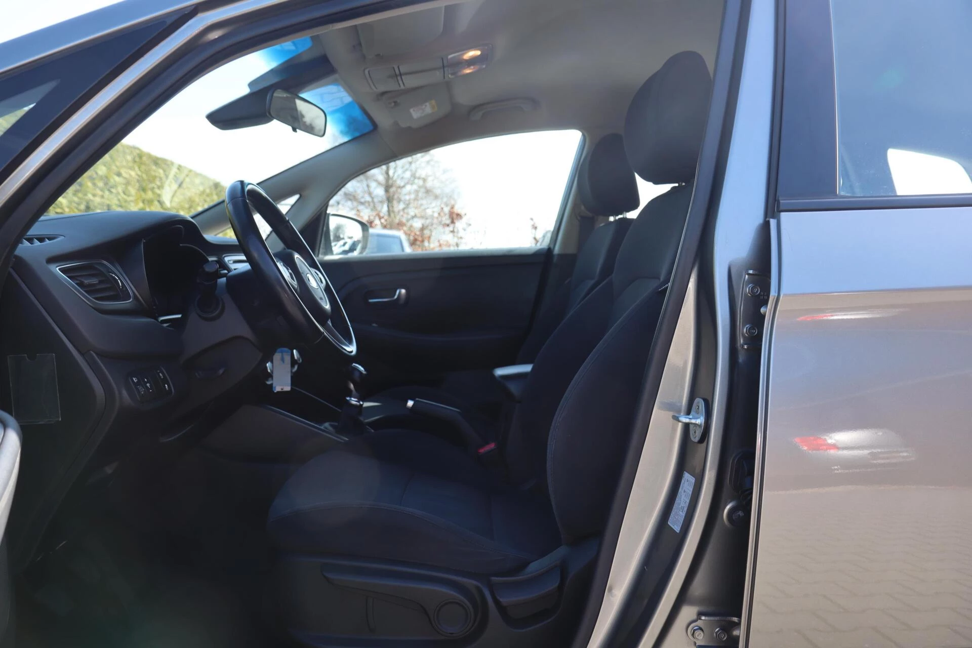 Hoofdafbeelding Kia Carens