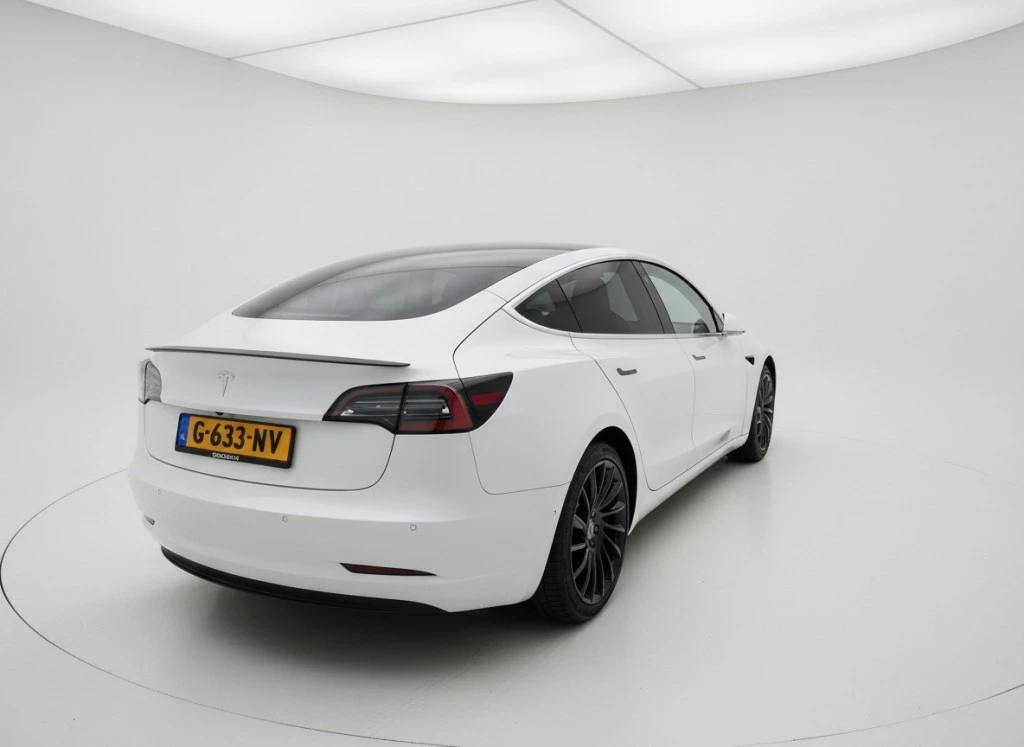 Hoofdafbeelding Tesla Model 3