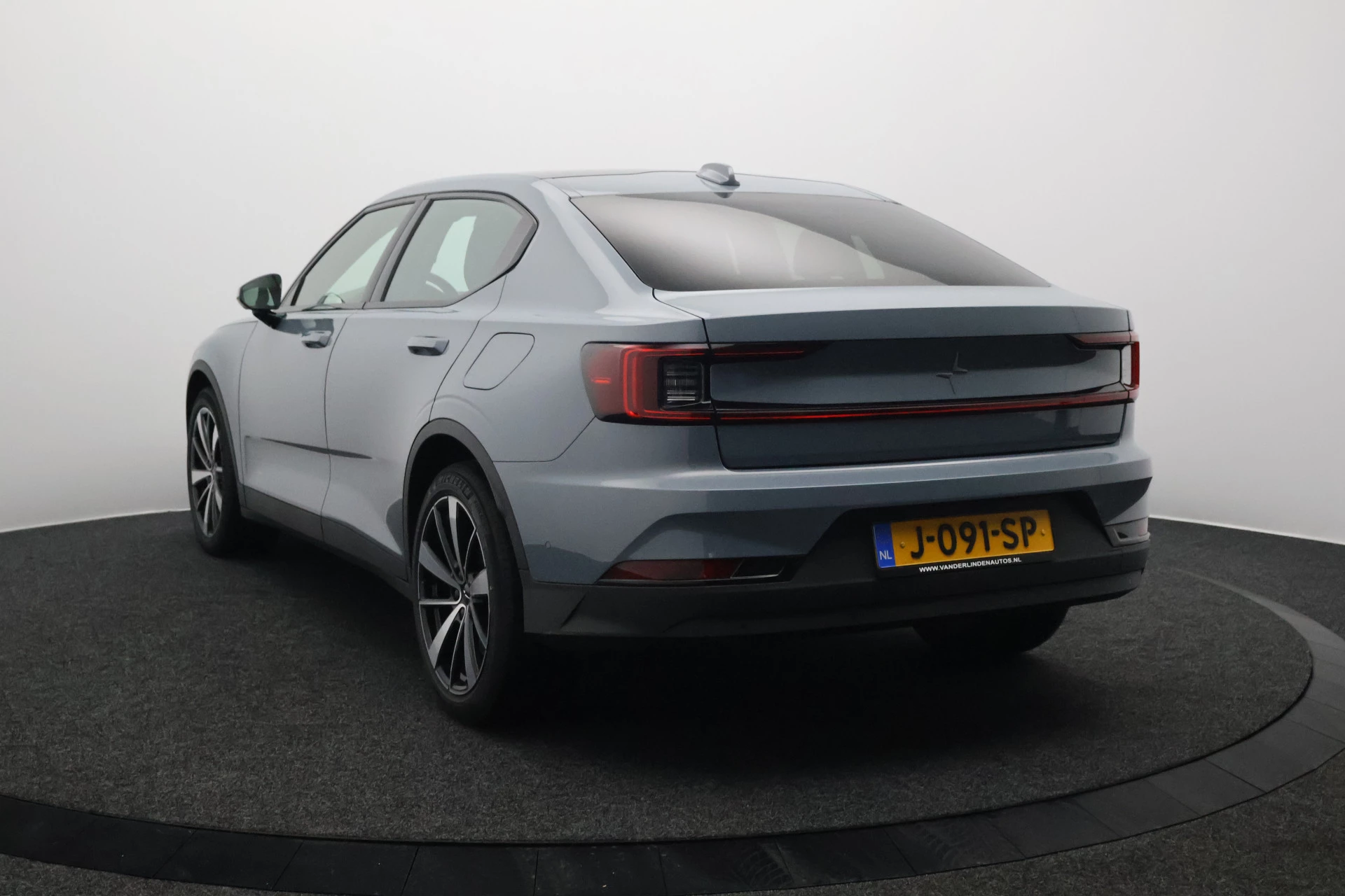 Hoofdafbeelding Polestar 2