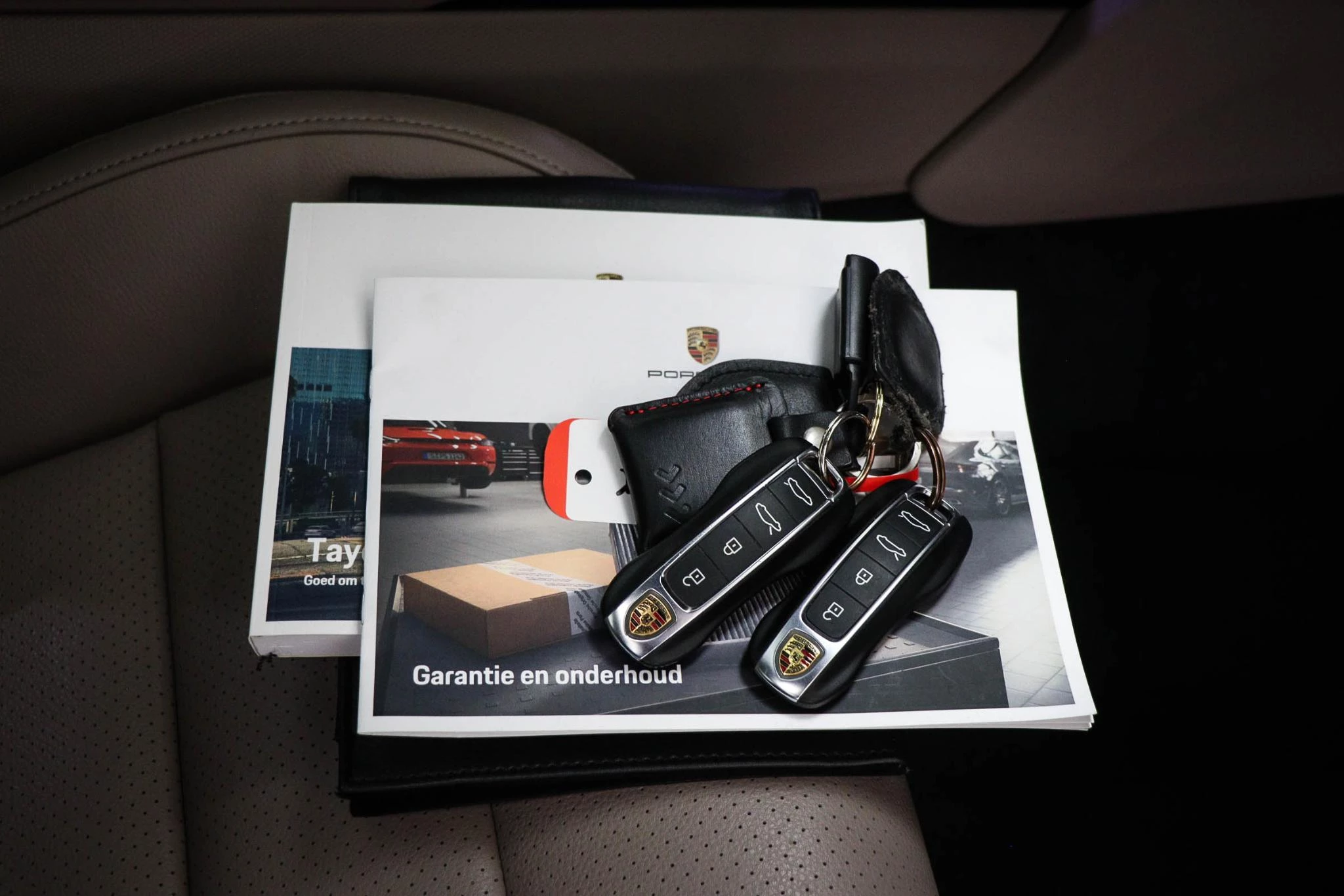 Hoofdafbeelding Porsche Taycan