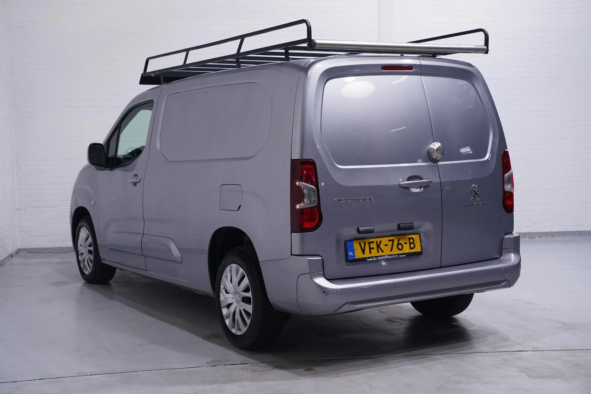 Hoofdafbeelding Peugeot Partner