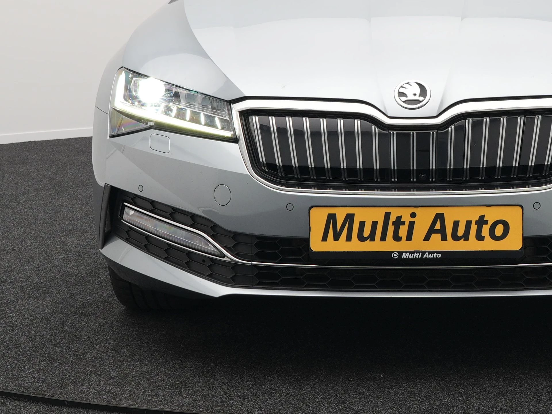 Hoofdafbeelding Škoda Superb