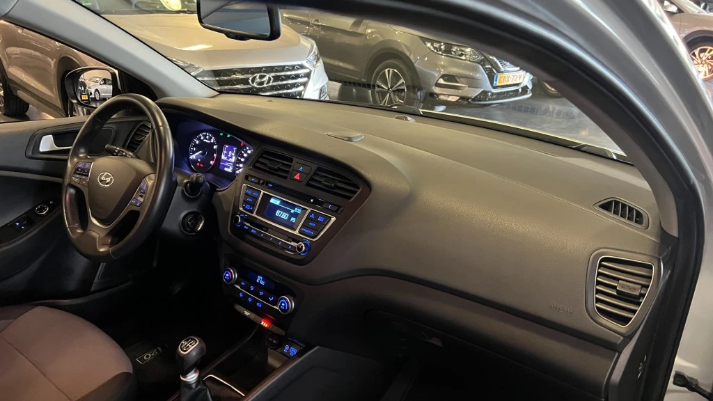 Hoofdafbeelding Hyundai i20