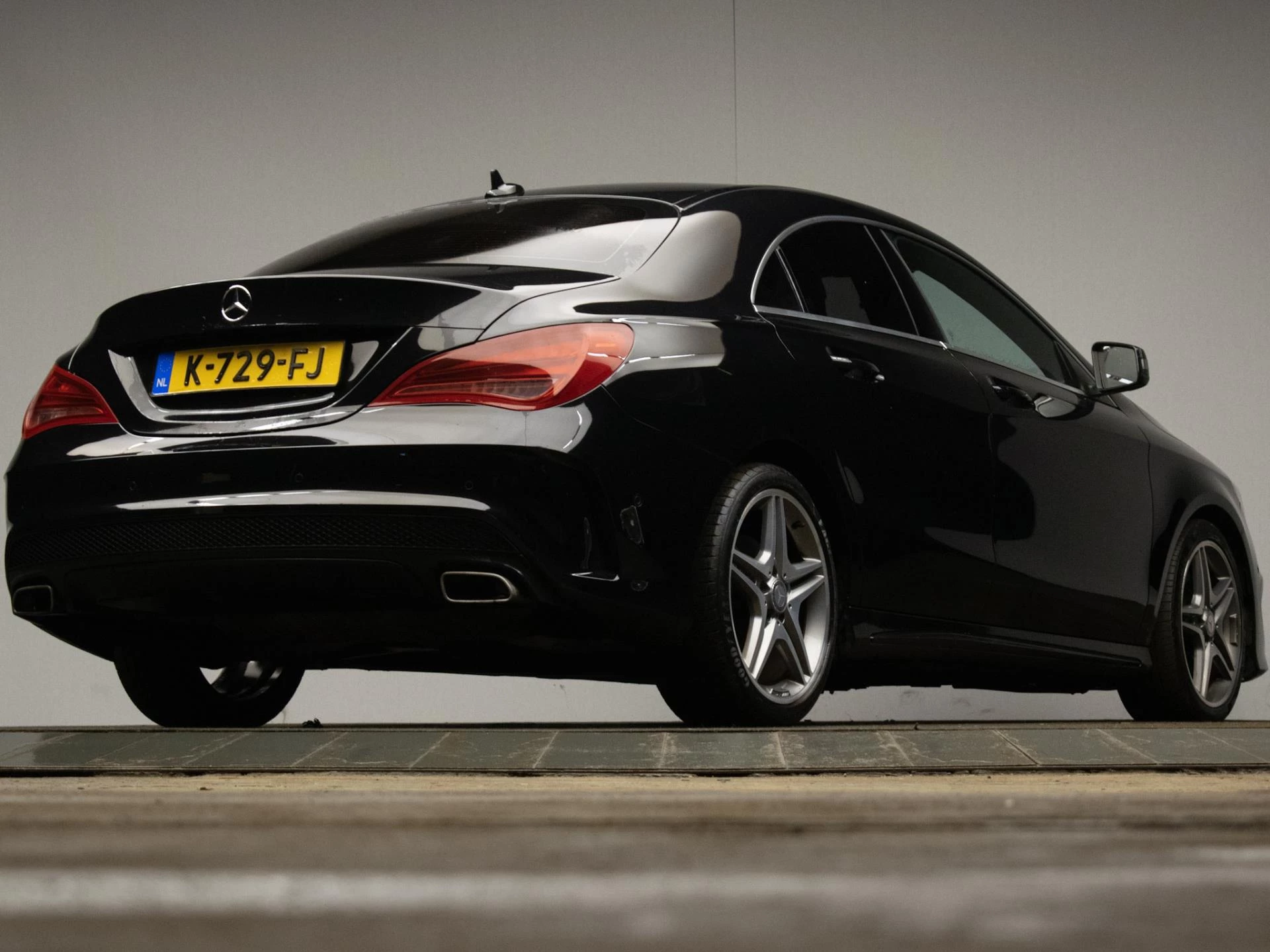 Hoofdafbeelding Mercedes-Benz CLA