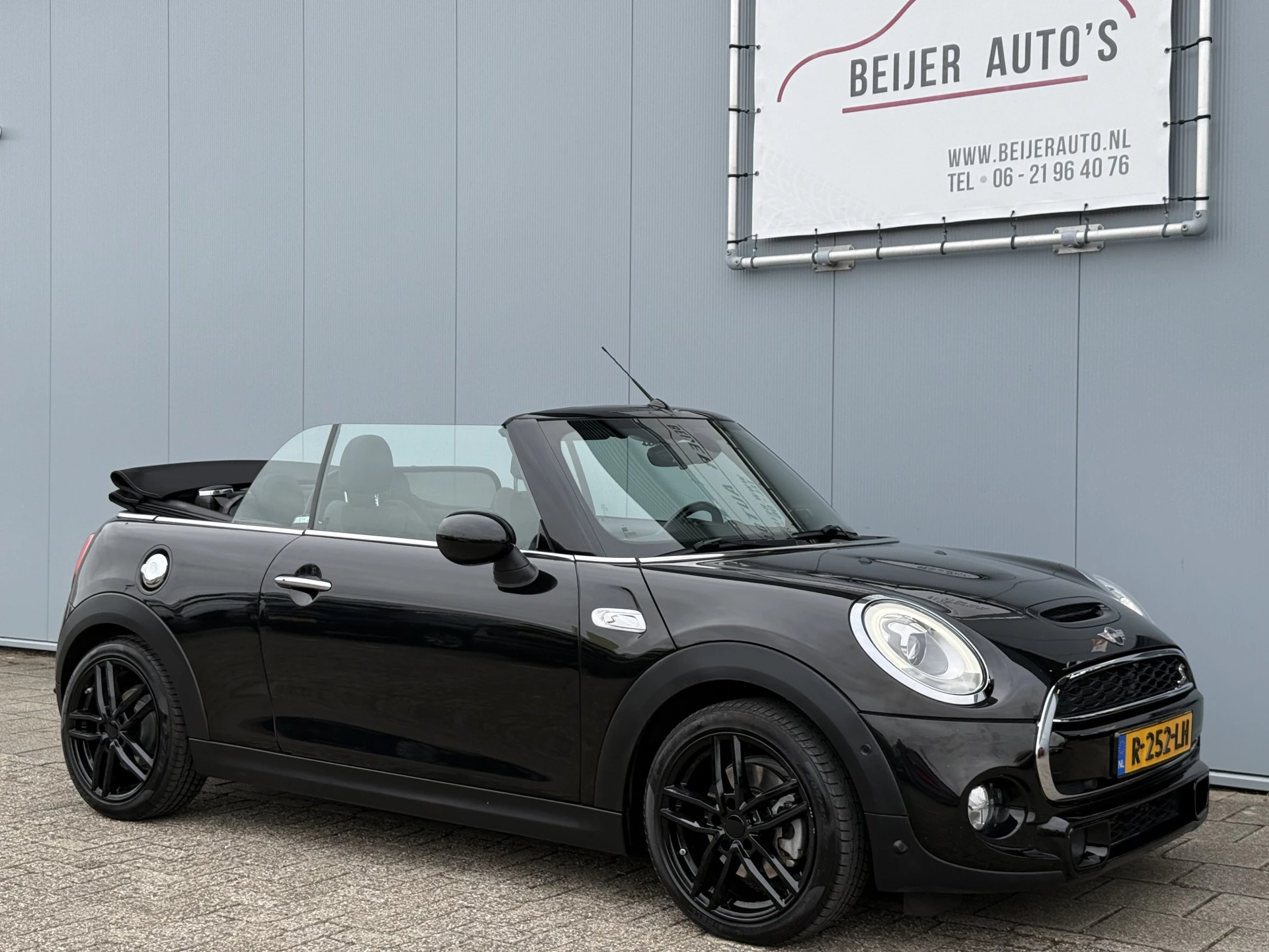 Hoofdafbeelding MINI Cooper S Cabrio