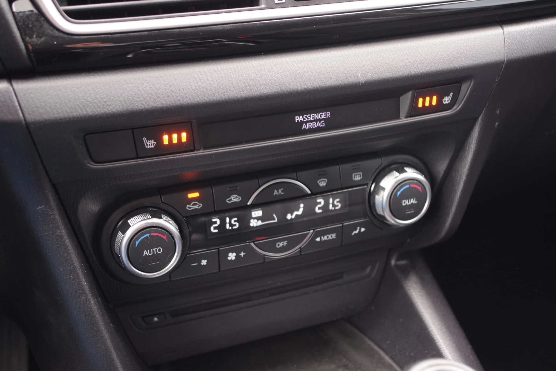 Hoofdafbeelding Mazda 3
