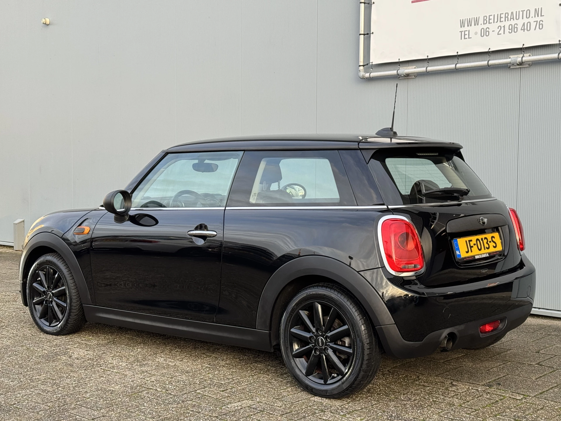 Hoofdafbeelding MINI One