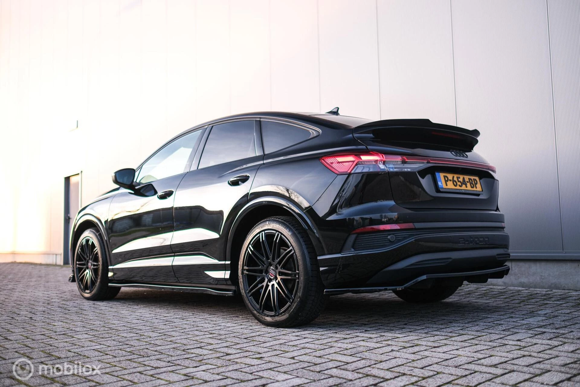 Hoofdafbeelding Audi Q4 e-tron