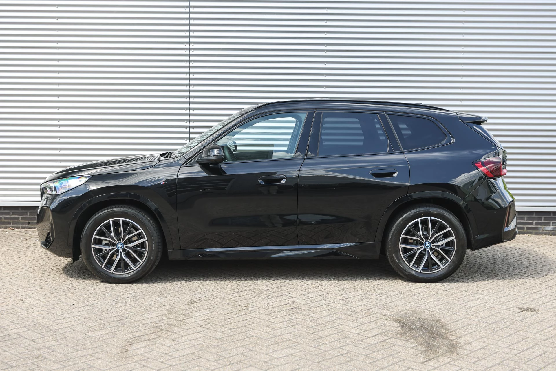 Hoofdafbeelding BMW iX1