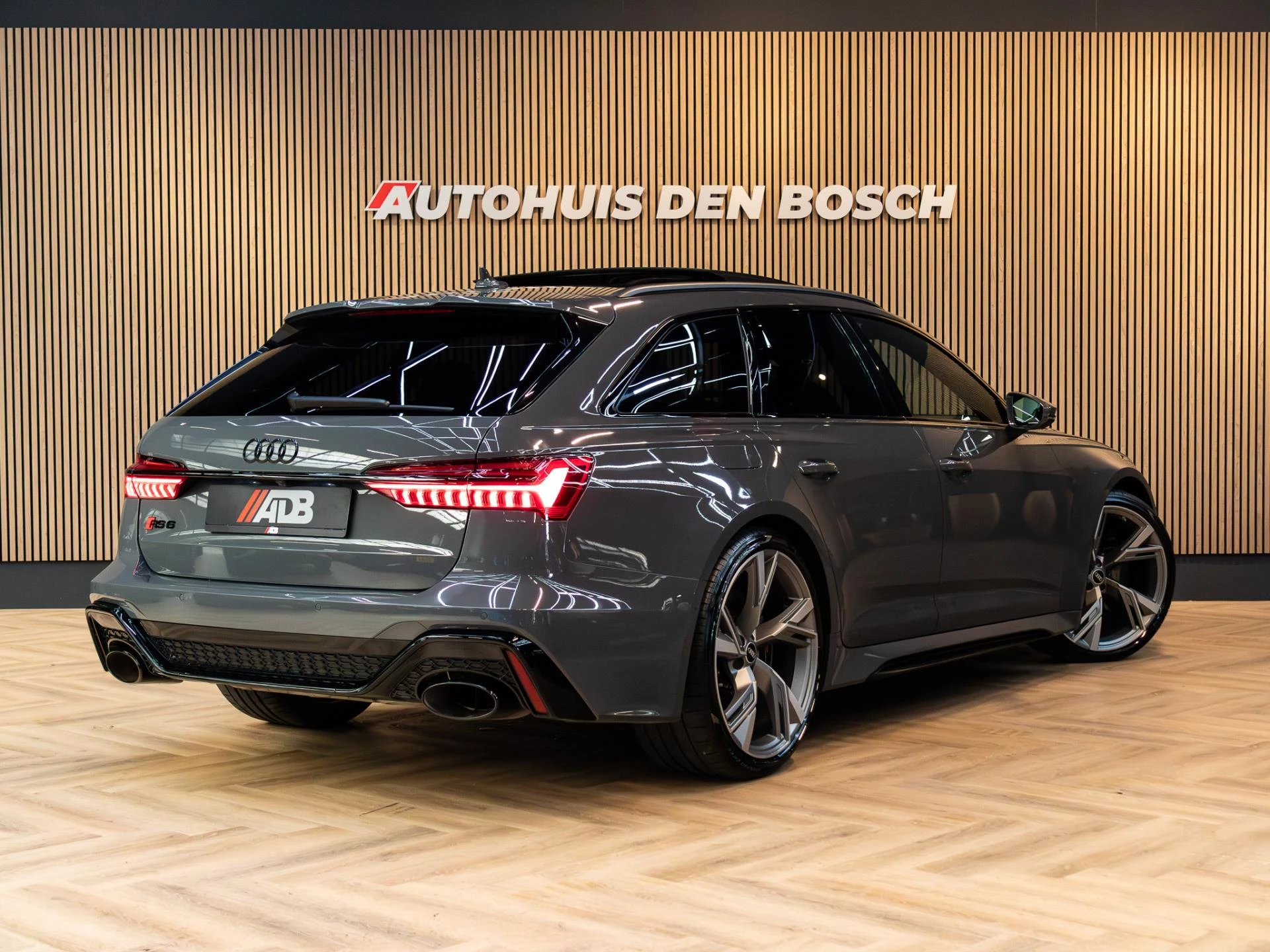 Hoofdafbeelding Audi RS6