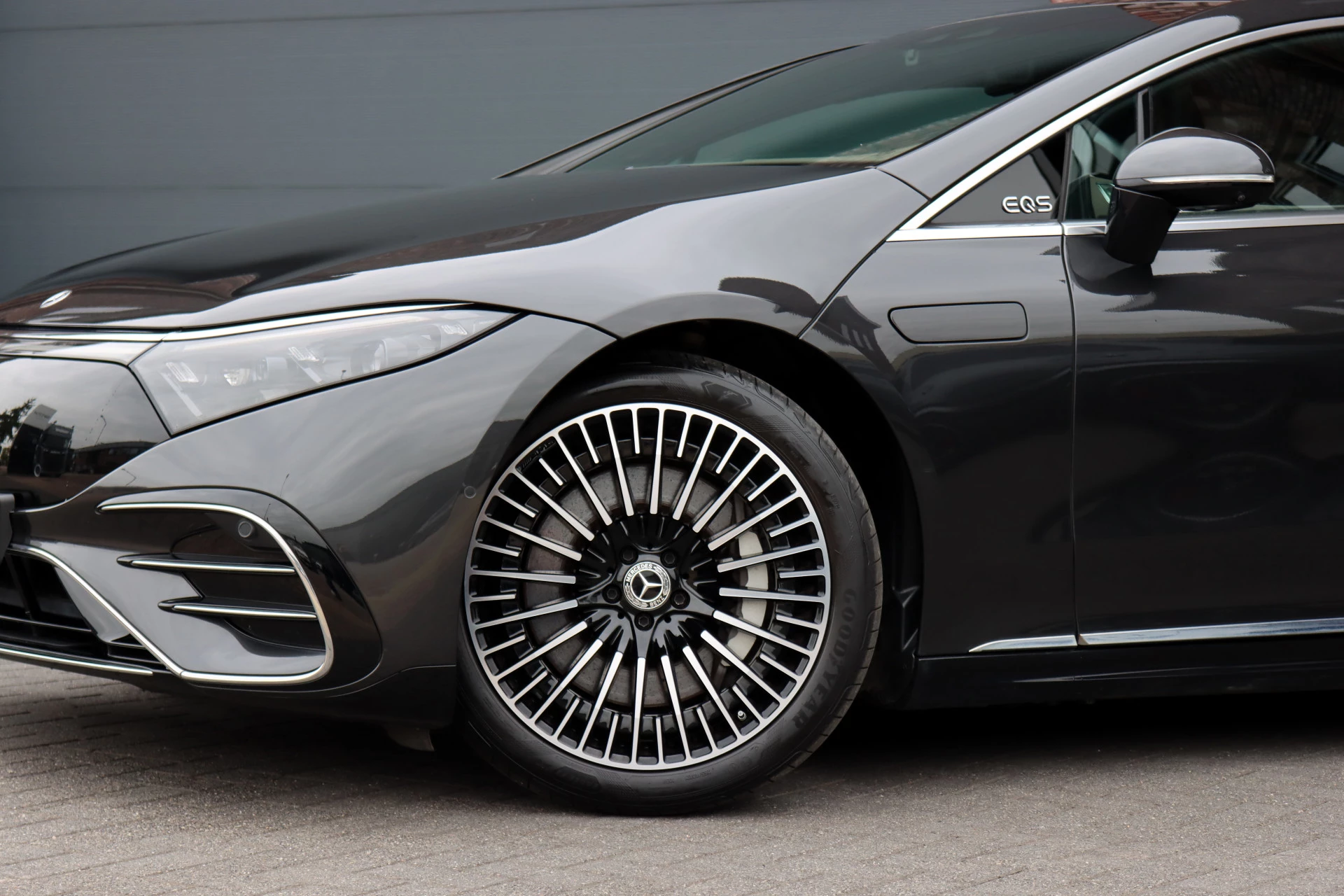 Hoofdafbeelding Mercedes-Benz EQS