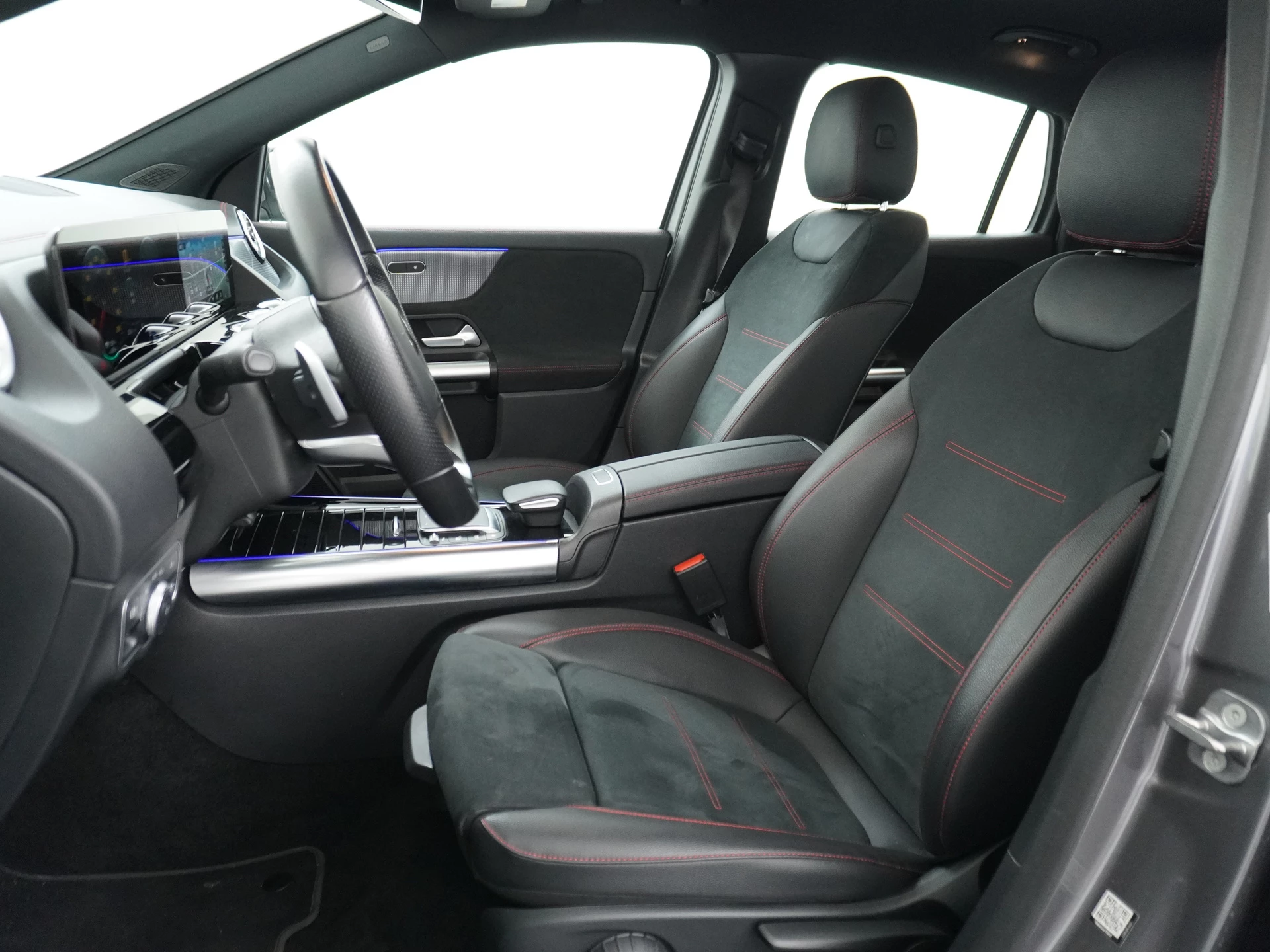 Hoofdafbeelding Mercedes-Benz EQA