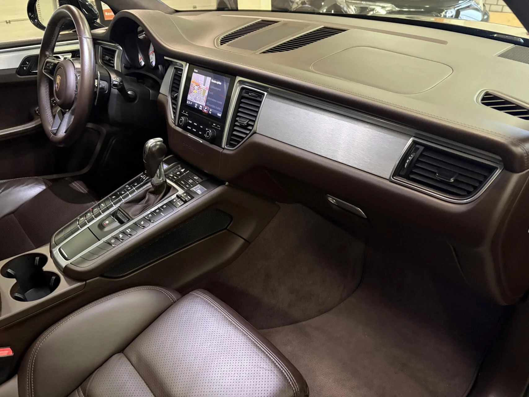 Hoofdafbeelding Porsche Macan